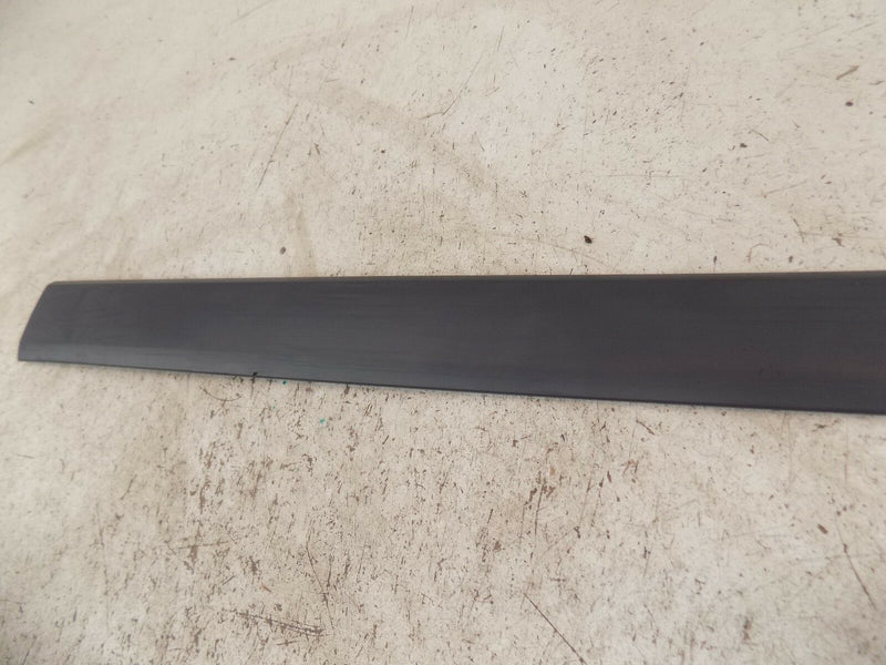 Vauxhall ZAFIRA B Left Front Door Protective Moulding Strip 13137824 (S25-07/12)