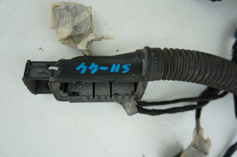 AUDI A3 OFFSIDE / NEARSIDE SIDE REAR DOOR CONTROL MODULE ECU 5Q0959595D (S11-43)