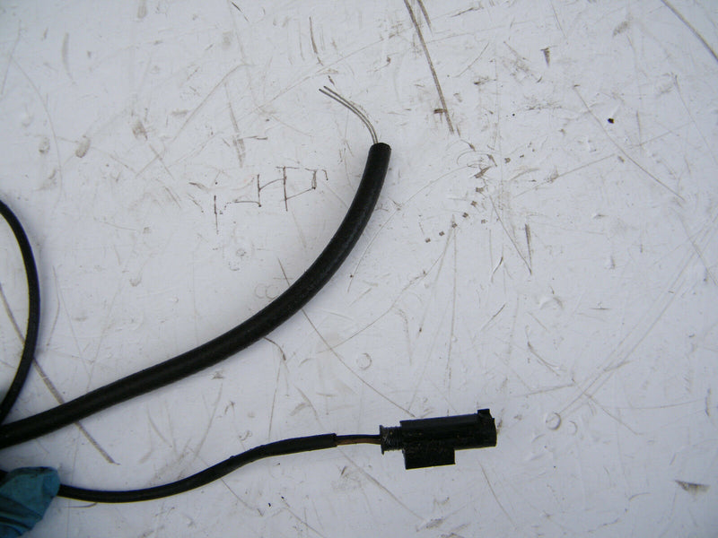 MERCEDES W212 E-Class E220 2010-15 FRONT WIPER COVER TRIM PANEL LINE A2128300113