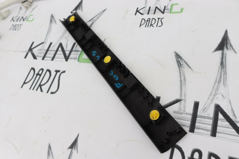 FORD FOCUS MKIII 2011-2014 5DR FRONT RIGHT SIDE DOOR SILL SCUFF TRIM BM51A13200A