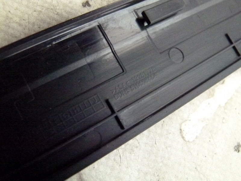 VAUXHALL MERIVA B 2010-14 FRONT LEFT DOOR MOULDING TRIM GENUINE 13281778