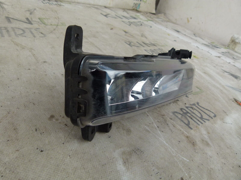 BMW 3 G20 2018-22 FRONT LOWER LEFT FOG LIGHT GENUINE 63178089525