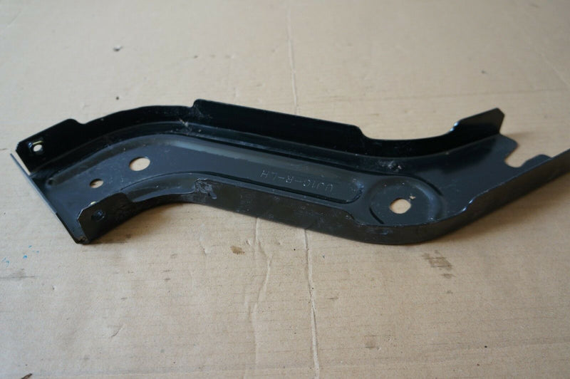 MAZDA BT-50 2007-2012 STAY RIGHT REAR BUMPER UJ10 50280 B (S09-03)