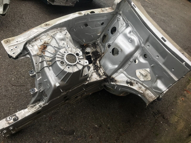 MERCEDES GLC X253 16-22 RIGH SIDE FRONT END BODY QUARTER PANEL PILLAR A CHASSIS