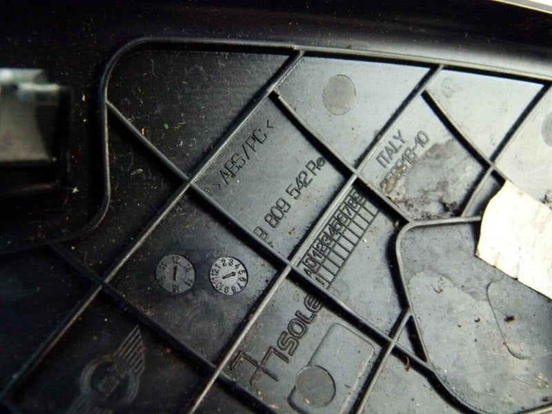 MINI COUNTRYMAN R60 2010-14 FRONT RIGHT CONSOLE TRIM GENUINE 9809542