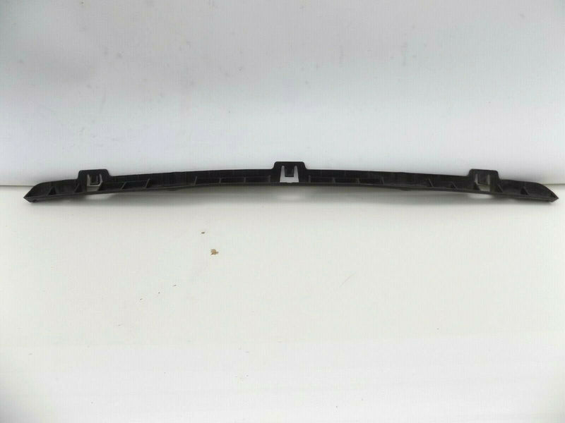 VAUXHALL ZAFIRA B 2005-2011 REAR BUMPER CENTRE MOUNT GUIDE 13157605 /B02-60