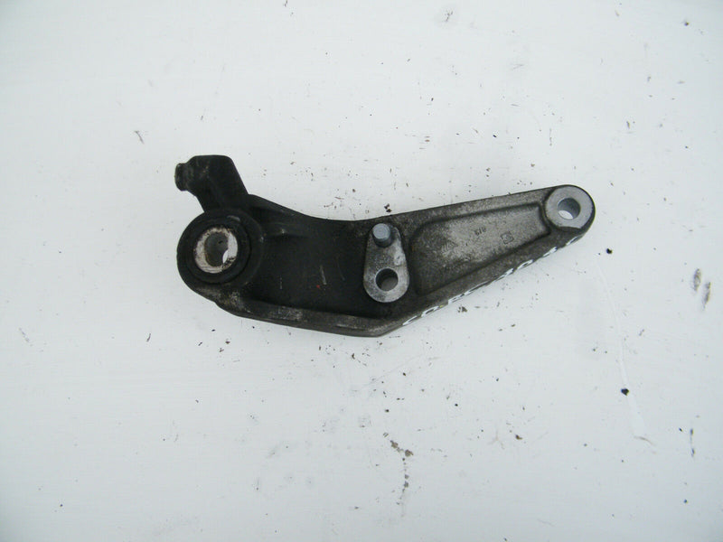 VAUXHALL CORSA D 2010-2014 PETROL 1.0 A10XEP TORQUE ROD ENGINE MOUNT 13130723