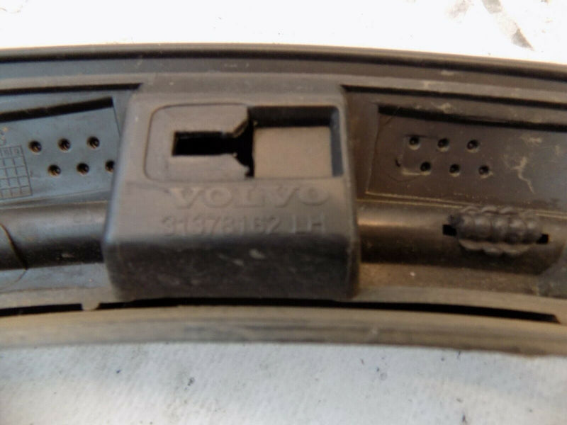 VOLVO XC90 FRONT LEFT SIDE WHEEL ARCH TRIM COVER WING 31378162