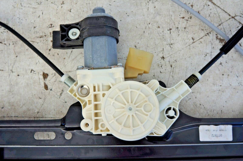 BMW 5 SERIES E60 M5 2003-2010 RIGHT SIDE FRONT WINDOW MOTOR REGULATOR 7184742S