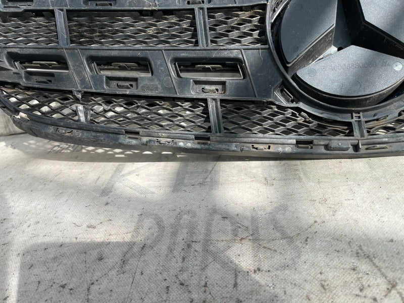 MERCEDES GLA AMG X156 2017-20 FACELIFT FRONT BUMPER GRILLE A1568880400