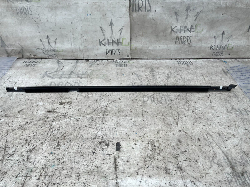 VOLVO XC90 MK2 2017-2022 REAR RIGHT DOOR WINDOW TRIM 32237183