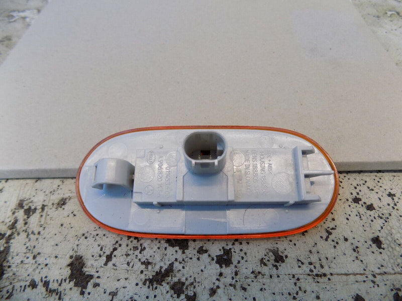 MERCEDES SPRINTER W907 W910 2019-ON GENUINE SIDE MARKER LIGHT ORANGE A9068201456