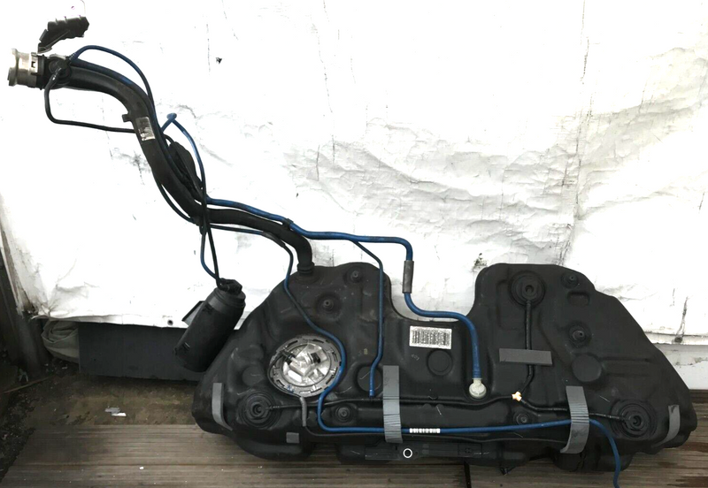 MERCEDES GLC 250 X253 2.0 PETROL GENUINE FUEL TANK PUMP & CARBON CHARCOAL FILTER
