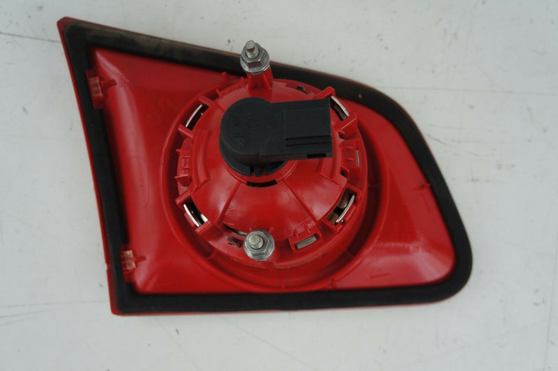 VW PASSAT B6 3C 2005-2010 DRIVER RIGHT REAR TAILGATE/BOOT LIGHT 3C5945093D