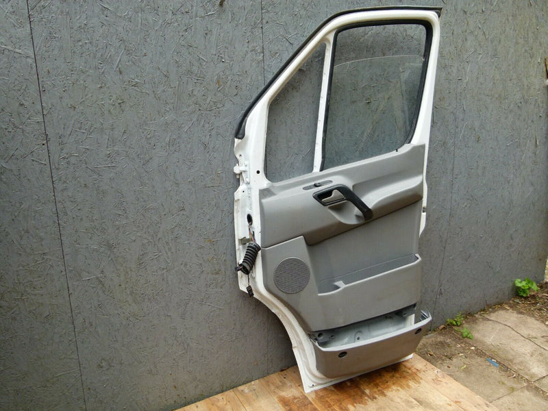 MERCEDES SPRINTER W906 06-17 FRONT DOOR PANEL RIGHT SIDE & LOCK MECHANISM