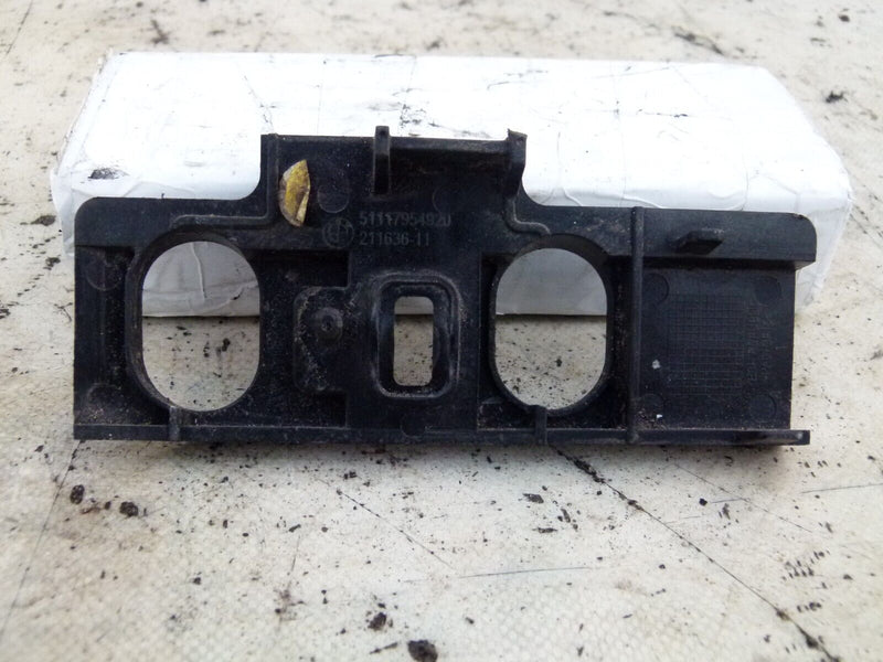 BMW X1 F48 2015-2019 OTHER FRONT RIGHT MOUNT BRACKET GENUINE 5111 7954920