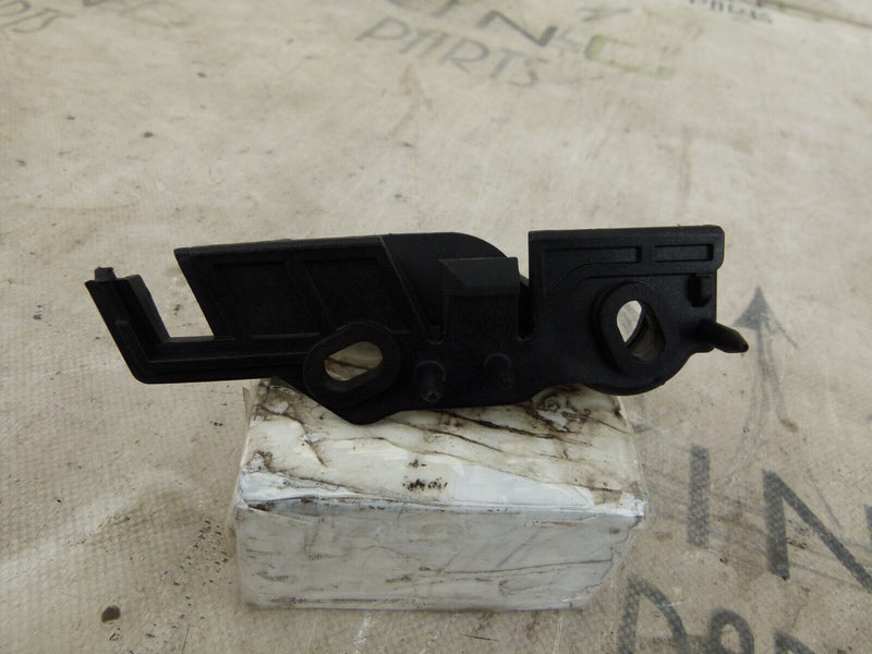 AUDI A4 B8 8K 2007-11 FRONT BUMPER LEFT MOUNT BRACKET GENUINE 8K0807283