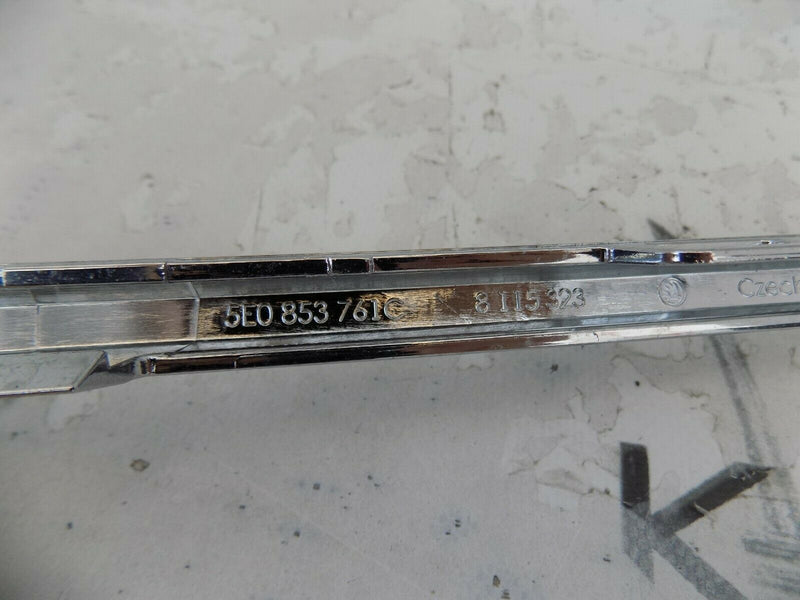 SKODA OCTAVIA 2017-19 FACELIFT FRONT UPPER GRILL SURROUND CHROME TRIM 5E0853761