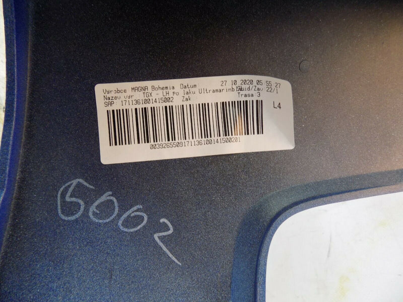 MAN TGX EURO 6 2020+ LEFT BUMPER CORNER HEADLIGHT SURROUND BLUE MAN-8141610