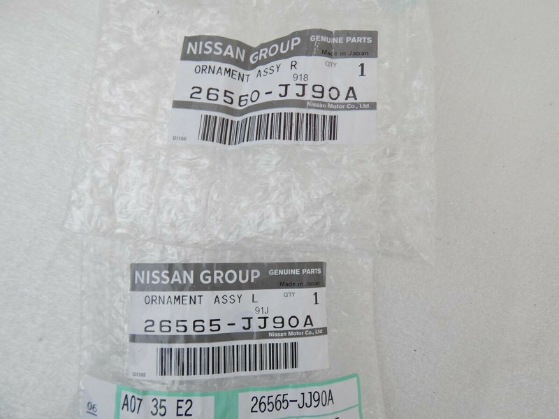 Nissan Rear Bumper Reflector Lens Left / Right 26565-JJ90A / 26560-JJ90A /S08-40