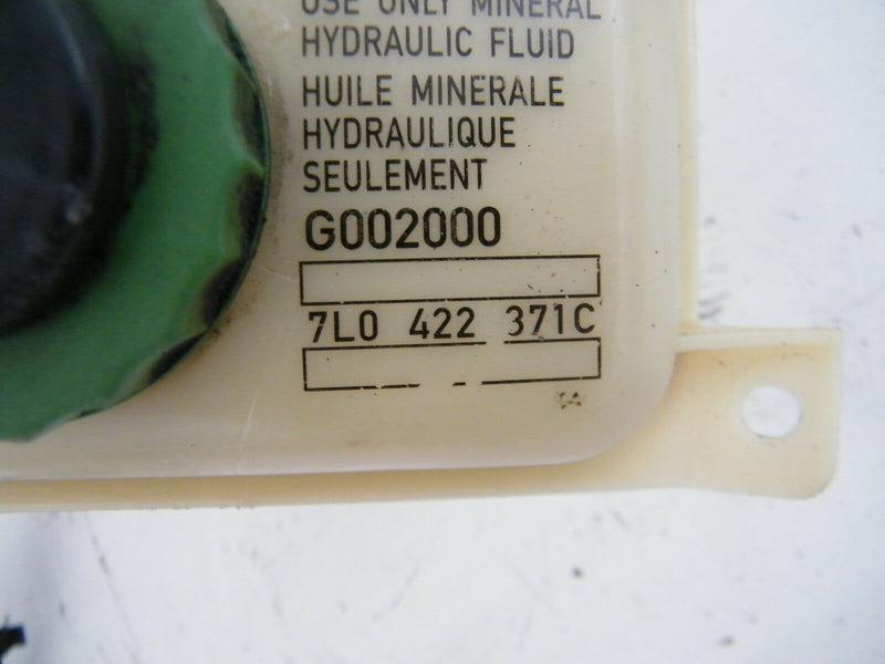 VW TOUAREG MK1 (7L) 2002-2006 POWER STEERING FLUID BOTTLE RESERVOIR 7L0422371 C