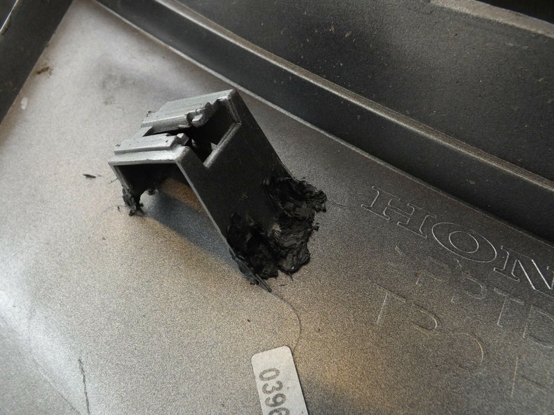 Honda Civic 2006-2012 Tailgate Cover Plastic Genuine Silver (A4297)