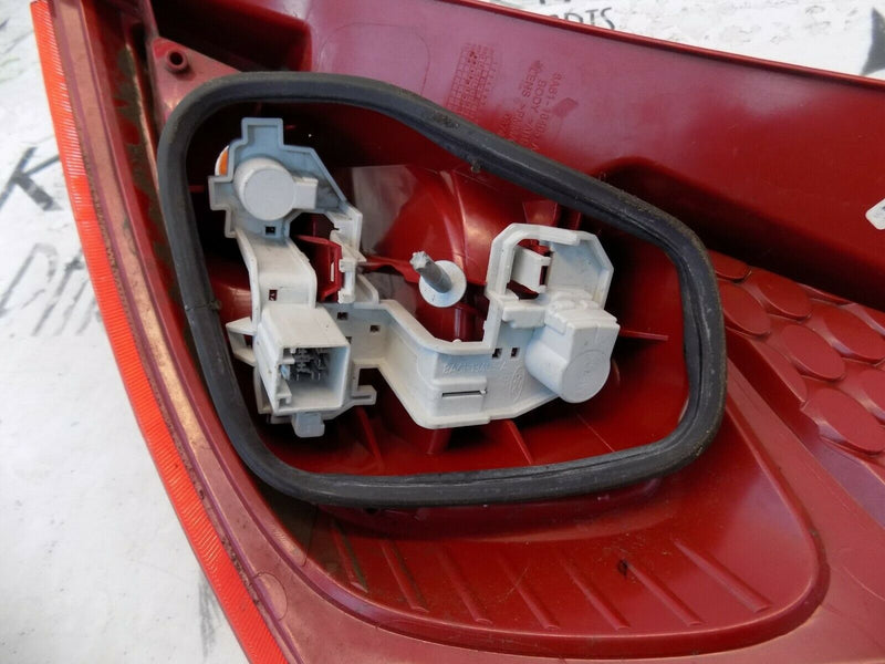 FORD FIESTA MK7 2008-2013 REAR LEFT LIGHT LAMP 8A61-13405A
