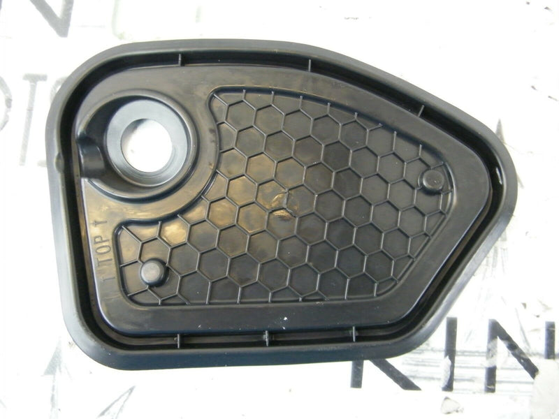 AUDI A3 (8V) 2012-2016 S-LINE 5DR FRONT RIGHT DOOR ACCESS HOLE COVER 8V4837916A