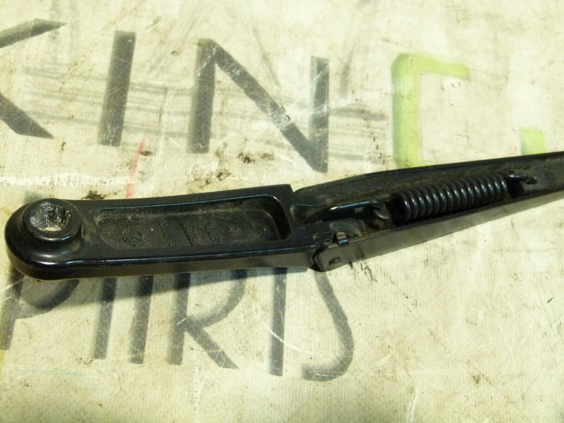AUDI A4 S4 8W B9 2016-ON RIGHT DRIVER SIDE WIPER ARM 8W2955408