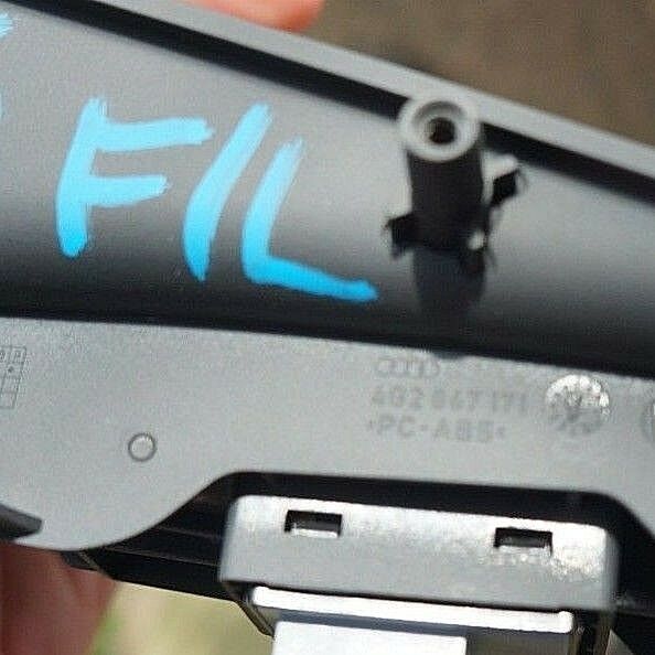 AUDI A6 (C7/4G) 2012-ON FRONT LEFT DOOR HANDLE WITH WINDOW SWITCH 4G0867171