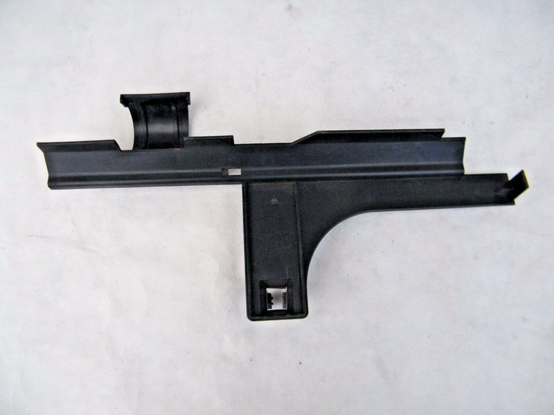 RENAULT CLIO III RADIATOR PROTECTOR COVER 8200292541 (R10)