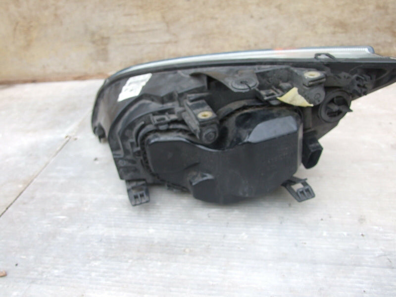 Ford Focus MK2 2004-2007 Headlamp Headlight Right Driver Side O/S (138)