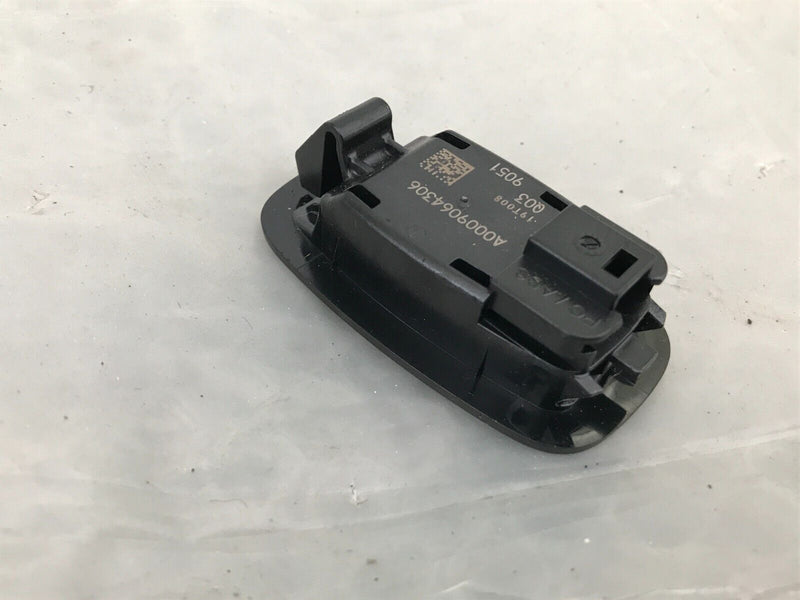 MERCEDES GLC X253 2016-23 ROOF INTERIOR LIGHT LED GENUINE A0009064306