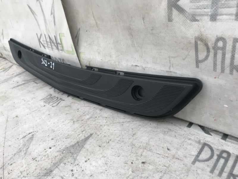MB SPRINTER 2018 907 910 VS30 FRONT BUMPER STEP PLATE A9078850500