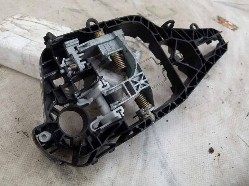 MINI COOPER F55 2014-18 FRONT RIGHT SIDE HANDLE BRACKET GENUINE 7296458 S72-18