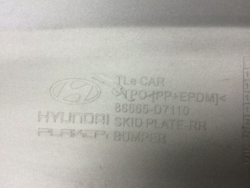 HYUNDAI TUCSON TL Premium SE 2015-18 REAR BUMPER DIFFUSER VALANCE 86665-D7110