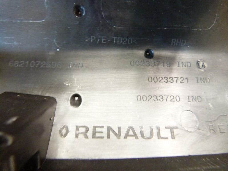 RENAULT CAPTUR 2020-ON COVER PLASTIC TRIM 682111005R