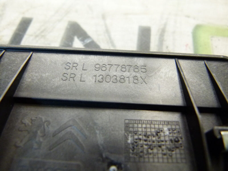 PEUGEOT 308 SW ESTATE 2017-21 DASHBOARD LEFT SIDE AIR VENT 96778765