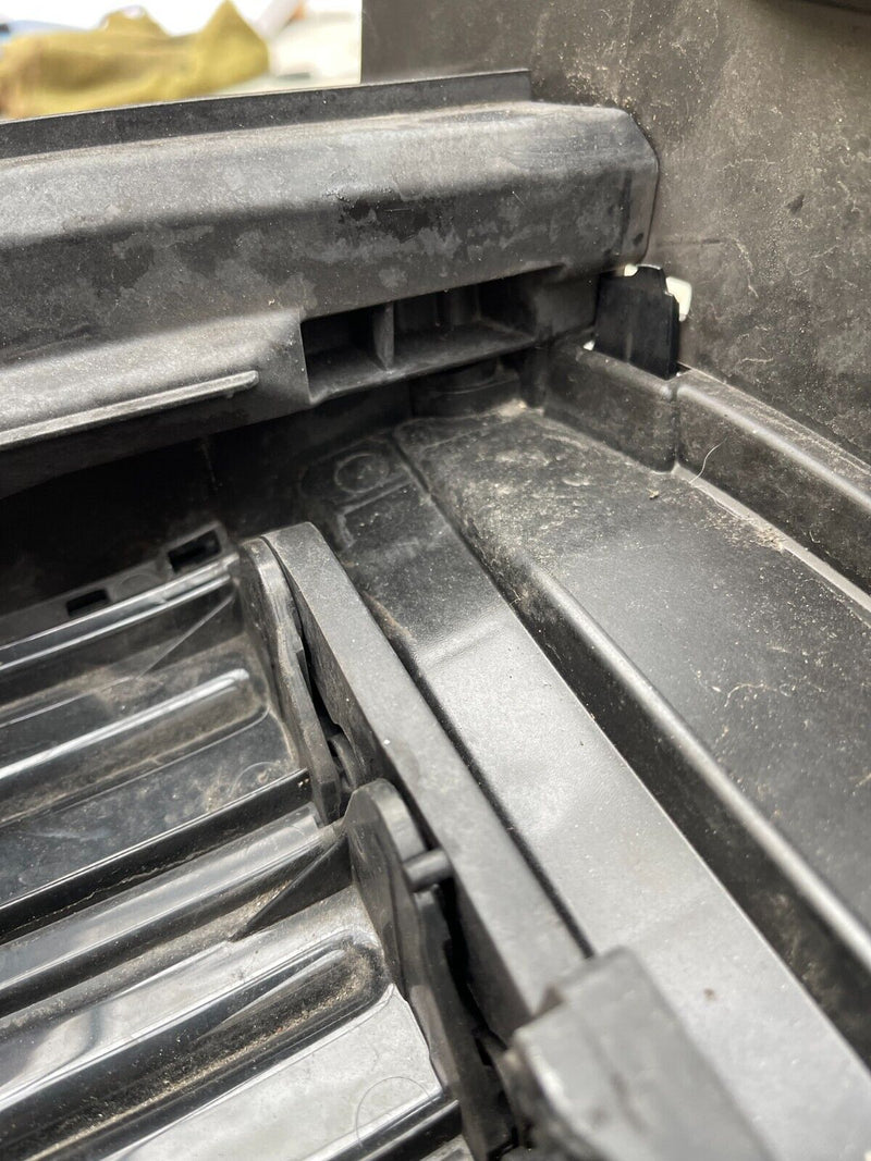 BMW G11 G12 7 SERIES 2020-ON LCI FRONT BUMPER TOP GRILL KIDNEY 8494817