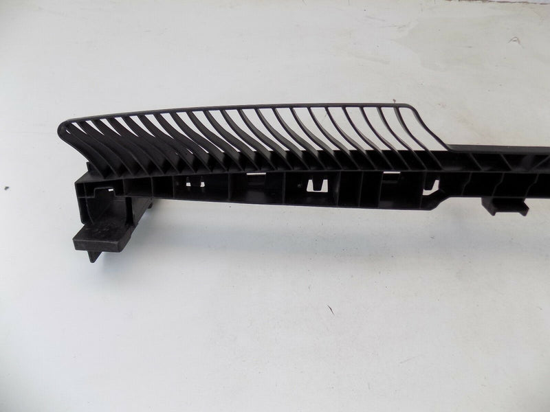 VW TIGUAN II 2015-2018 FRONT BUMPER GUIDE 5NA805705E (B0-08)
