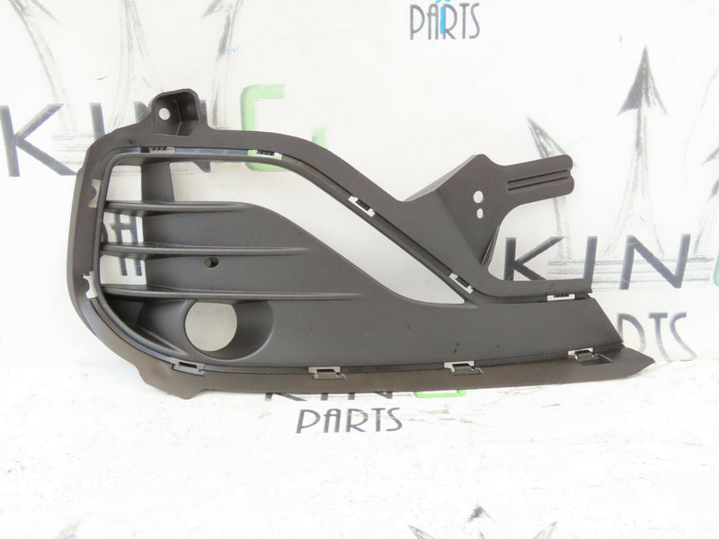 HYUNDAI i30 2019-ON FASTBACK FRONT FOG LIGHT RIGHT GRILLE *NEW* 86564-G4AE0