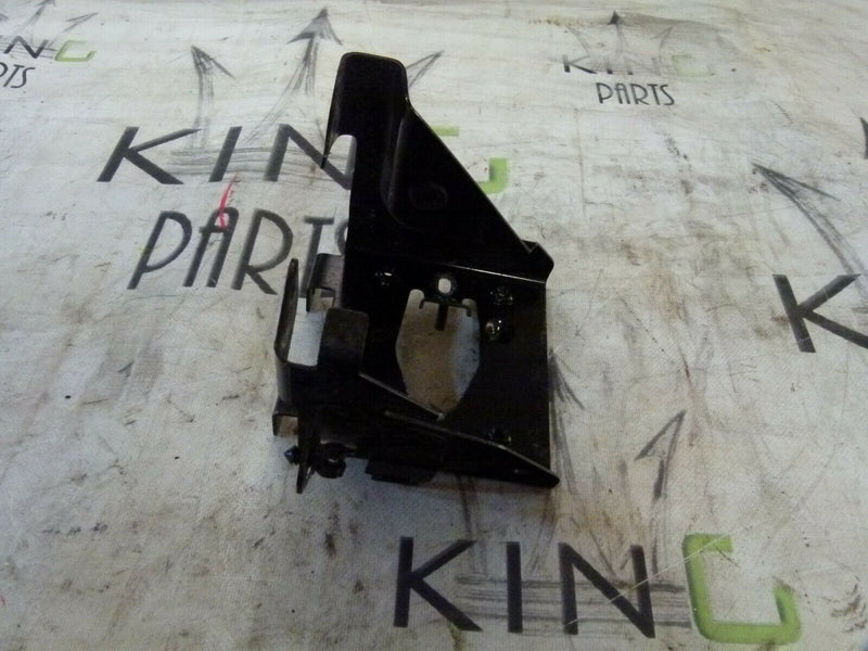 JAGUAR XJ X351 2010-2019 3.0 DIESELGENUINE  AIR BAG MOUNT BRACKET AW93-16E603-AB