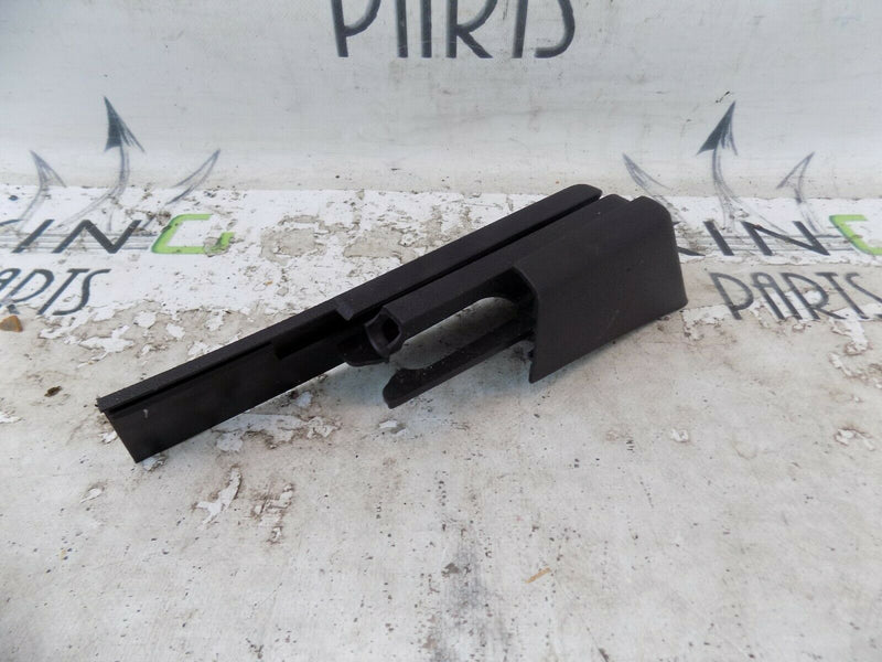 AUDI Q7 VW TOUAREG PASSENGER NEARSIDE SEAT RAIL COVER TRIM 7L0881478