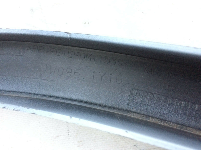 VW TOUAREG CR MK3 2018 LEFT PASSENGER SIDE REAR FENDER WHEEL ARCH TRIM COVER