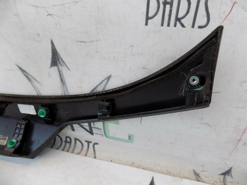 HONDA HR-V 2015-ON TAILGATE TRIM LICENSE MOLDING GARNISH 74890-T7A-00