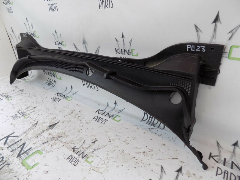 HYUNDAI TUCSON 2015-2018 FRONT WINDSCREEN WIPER SCUTTLE PANEL 86151-D7900