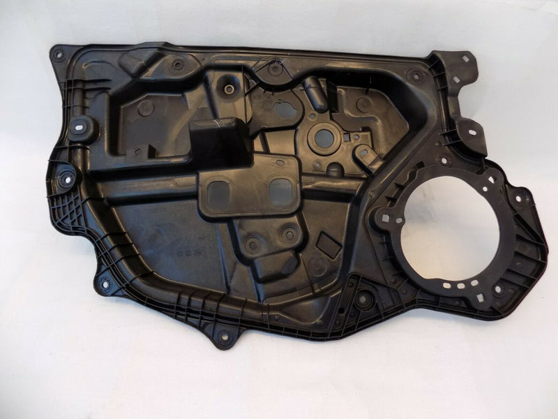 MAZDA CX-5 2017-ON FRONT LEFT DOOR INNER PANEL MOUNT BRACKET KB7W5997X /B04-68