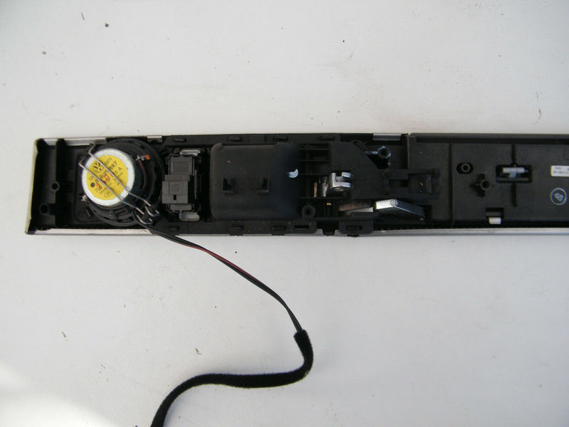VW TOUAREG MK1 7L 02-06 REAR DOOR MOULDING TRIM PANEL HANDLE SPEAKER LEFT SIDE
