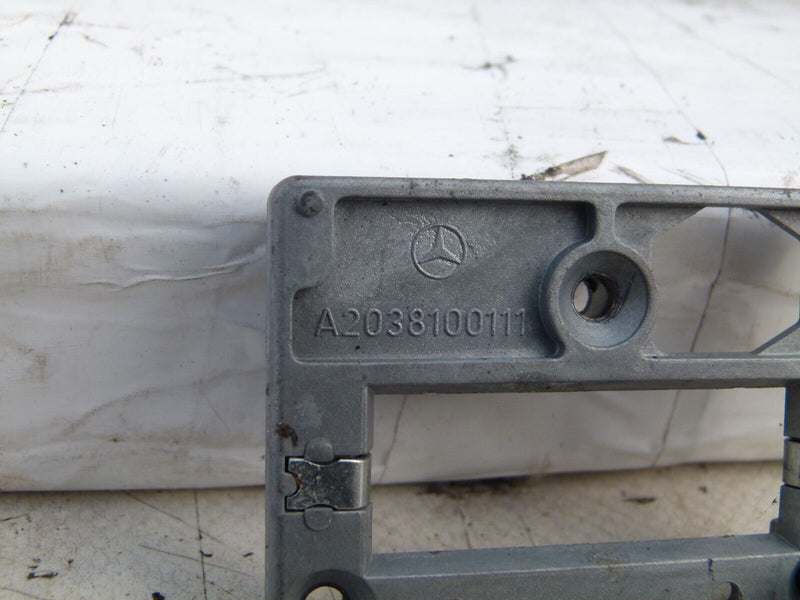 MERCEDES C W204 2007-2011 REAR VIEW MIRROR BRACKET GENUINE A2038100111