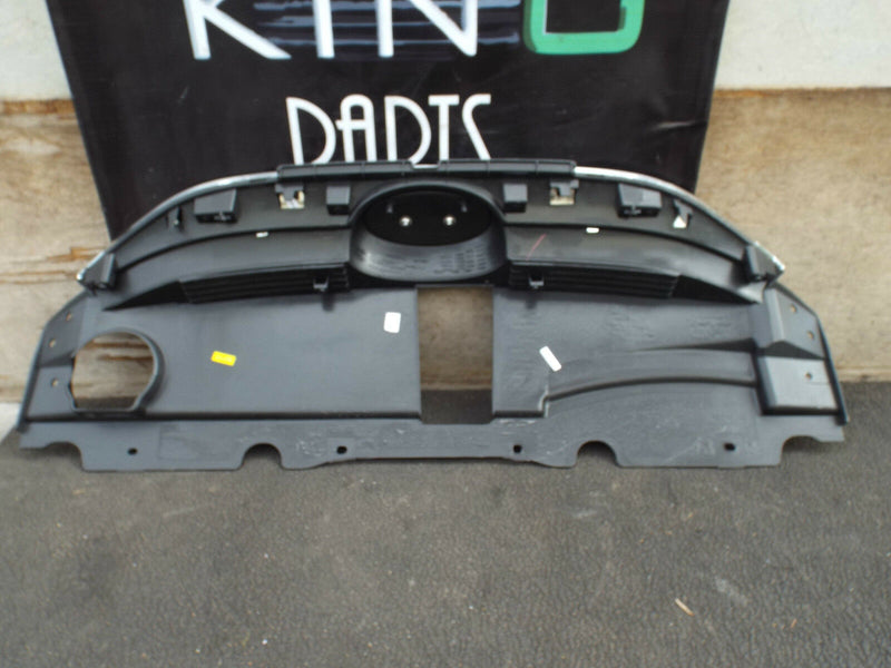 Hyundai IX35 2009-2015 Front Bumper Bonnet Upper Grill New Genuine